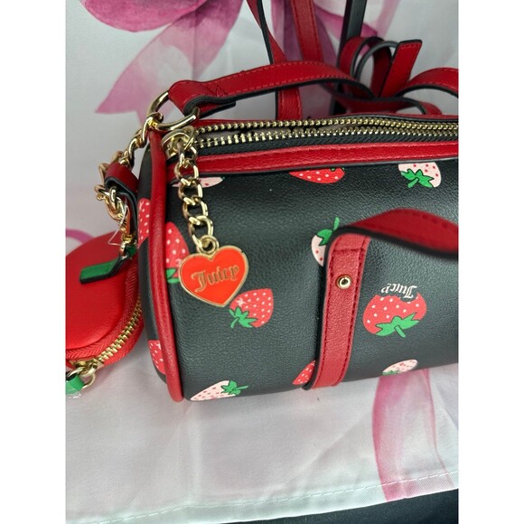 Viral Juicy Couture Sweet N Juicy Strawberry Mini Barrel Bag w/ bonus chain - Picture 4 of 7